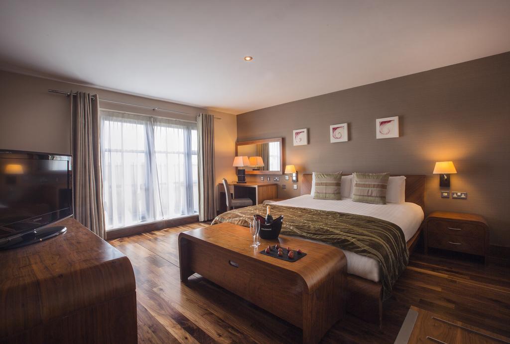 Westgrove Hotel Клейн Экстерьер фото